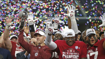 ARLINGTON, TX - DECEMBER 07: Head coach Lincoln Riley of the Oklahoma Sooners celebrates with his team after defeating the Baylor Bears 30-23 in the Big 12 Football Championship at AT&T Stadium on December 7, 2019 in Arlington, Texas. (Photo by Ron Jenkins/Getty Images)