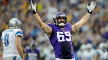 (Photo by Hannah Foslien/Getty Images) Jared Allen