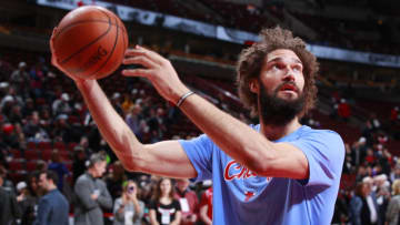 CHICAGO, IL - JANUARY 26: Robin Lopez
