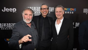 HOLLYWOOD, CA - JUNE 20: (L-R) Actors Judd Hirsch, Jeff Goldblum and Bill Pullman attend the premiere of 20th Century Fox's "Independence Day: Resurgence" at TCL Chinese Theatre on June 20, 2016 in Hollywood, California. (Photo by Kevin Winter/Getty Images)