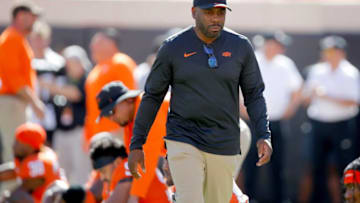 Auburn footballOklahoma State defensive coordinator Derek Mason before a college football game between the Oklahoma State Cowboys (OSU) and the University of Texas Longhorns at Boone Pickens Stadium in Stillwater, Okla., Saturday, Oct. 22, 2022. Oklahoma State won 41-34.osufoot -- print1