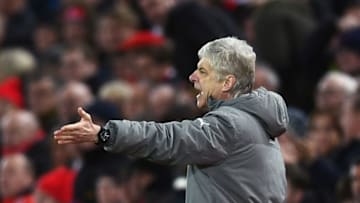 LIVERPOOL, ENGLAND - MARCH 04: Arsene Wenger, Manager of Arsenal gives his team instructions during the Premier League match between Liverpool and Arsenal at Anfield on March 4, 2017 in Liverpool, England. (Photo by Laurence Griffiths/Getty Images)