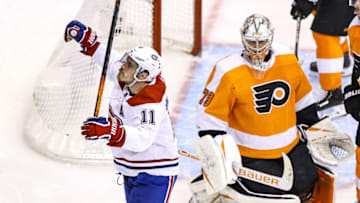 Brendan Gallagher, Montreal Canadiens scores a goal past Carter Hart #79 of the Philadelphia Flyers during the second period in Game Five of the Eastern Conference First Round during the 2020 NHL Stanley Cup Playoffs at Scotiabank Arena on August 19, 2020 in Toronto, Ontario. (Photo by Elsa/Getty Images)