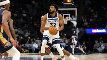 Karl-Anthony Towns will try to lead the Minnesota Timberwolves to the playoffs this season. (Photo by David Berding/Getty Images)