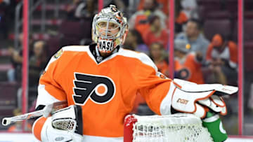 Sep 27, 2016; Philadelphia, PA, USA; Philadelphia Flyers goalie Steve Mason (35) against the New York Islanders during the second period during a preseason hockey game at Wells Fargo Center. Mandatory Credit: Eric Hartline-USA TODAY Sports