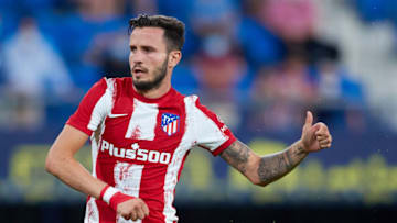 CADIZ, SPAIN - AUGUST 04: Saúl Ñíguez of Atletico de Madrid looks on during the Trofeo Carranza match between Cádiz CF and Atletico de Madrid at Estadio Ramon de Carranza on August 04, 2021 in Cadiz, Spain. (Photo by Fran Santiago/Getty Images)