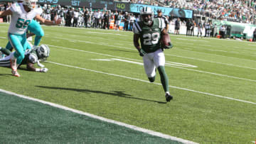 EAST RUTHERFORD, NJ - SEPTEMBER 24: Running Back Bilal Powell #29 of the New York Jets scores a Touchdown against the Miami Dolphins on September 24, 2017 at MetLife Stadium in East Rutherford, New Jersey. The Jets defeated the Dolphins 20-6. (Photo by Al Pereira/Getty Images)