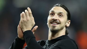 STOCKHOLM, SWEDEN - MAY 24: Zlatan Ibrahimovic of Manchester United shows appreciation to the fans after the UEFA Europa League Final between Ajax and Manchester United at Friends Arena on May 24, 2017 in Stockholm, Sweden. (Photo by Julian Finney/Getty Images)