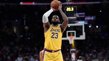 Los Angeles Lakers (Photo by Kevork Djansezian/Getty Images)