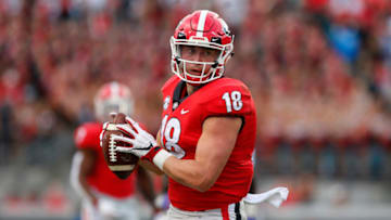 JACKSONVILLE, FL - OCTOBER 27: Georgia Bulldogs tight end Isaac Nauta (18) catches the ball during the game between the Florida Gators and the Georgia Bulldogs on October 27, 2018 at TIAA Bank Field in Jacksonville, Fl. (Photo by David Rosenblum/Icon Sportswire via Getty Images)