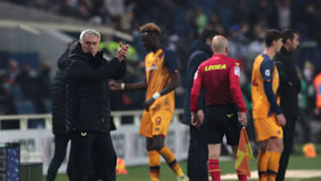 BERGAMO, ITALY - DECEMBER 18: José Mourinho, Coach of AS Roma gestures from the side lines during the Serie A match between Atalanta BC and AS Roma at Gewiss Stadium on December 18, 2021 in Bergamo, Italy. (Photo by Emilio Andreoli/Getty Images)