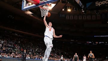 NEW YORK, NY - OCTOBER 27: Kristaps Porzingis #6 of the New York Knicks shoots the ball against the Brooklyn Nets on October 27, 2017 at Madison Square Garden in New York City, New York. Copyright 2017 NBAE (Photo by Nathaniel S. Butler/NBAE via Getty Images)