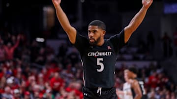 Cincinnati Bearcats guard David DeJulius against the Xavier Musketeers at Fifth Third Arena. USA Today.