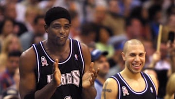 Chris Webber, Mike Bibby, Sacramento Kings (PAUL BUCK/AFP via Getty Images)