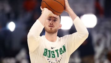 CLEVELAND, OH - OCTOBER 17: Gordon Hayward
