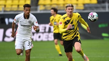 Frankfurt's Brazilian defender Lucas Silva Melo (L) and Dortmund's Norwegian forward Erling Braut Haaland. (Photo by INA FASSBENDER/POOL/AFP via Getty Images)