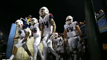 PASADENA, CA - OCTOBER 01: The Arizona Wildcats enter the stadium prior to a game against the UCLA Bruins at the Rose Bowl on October 1, 2016 in Pasadena, California. (Photo by Sean M. Haffey/Getty Images)