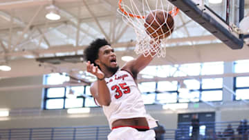 LOS ANGELES, CA - AUGUST 05: Marvin Bagley, Jr., the top high school recruit in the class of 2018, dunks the ball during a Drew League game at Los Angeles Southwest College on August 5th, 2017. (Photo by Brian Rothmuller/Icon Sportswire via Getty Images)