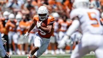 Bijan Robinson, Texas Football (Photo by Tim Warner/Getty Images)