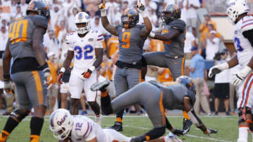 KNOXVILLE, TN - SEPTEMBER 24: Derek Barnett #9 of the Tennessee Volunteers celebrates after sacking Austin Appleby #12 of the Florida Gators in the second half at Neyland Stadium on September 24, 2016 in Knoxville, Tennessee. Tennessee defeated Florida 38-28. (Photo by Joe Robbins/Getty Images)