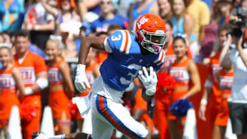 Florida Gators wide receiver Xzavier Henderson (3) runs with the ball after making a catch during a football game between the Florida Gators and the Vanderbilt Commodores at Ben Hill Griffin Stadium in Gainesville, Fla. October 9, 2021.Flagi 100921 Gatorsvandyfb 26