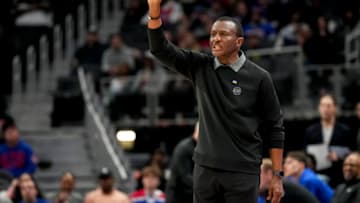 Head coach Dwane Casey of the Detroit Pistons (Photo by Nic Antaya/Getty Images)