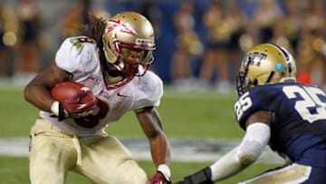 PITTSBURGH, PA - SEPTEMBER 02: Devonta Freeman #8 of the Florida State Seminoles rushes in the second half against the Pittsburgh Panthers during the game on September 2, 2013 at Heinz Field in Pittsburgh, Pennsylvania. (Photo by Justin K. Aller/Getty Images)
