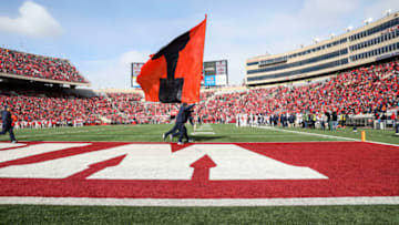 MADISON, WI - OCTOBER 20: Illinois cheerleaders celebrate an Illinois touchdown during a college football game between the University of Wisconsin Badgers and the University of Illinois Fighting Illini on October 20, 2018 at Camp Randall Stadium in Madison, WI. (Photo by Lawrence Iles/Icon Sportswire via Getty Images)