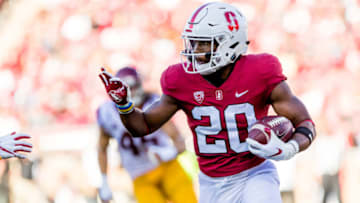 PALO ALTO, CA - SEPTEMBER 08: Stanford Cardinal running back Bryce Love (20) turns the corner on a run during the football game between the Stanford Cardinal and USC Trojans on September 8, 2018, at Stanford Stadium in Palo Alto, CA. (Photo by Bob Kupbens/Icon Sportswire via Getty Images)