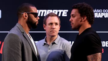 SAO PAULO, BRAZIL - SEPTEMBER 20: (L-R) Opponents Thiago Santos of Brazil and Eryk Anders of the United States face off during the UFC Fight Night ultimate media day at Pestana Hotel on September 20, 2018 in Sao Paulo, Brazil. (Photo by Buda Mendes/Zuffa LLC/Zuffa LLC via Getty Images)