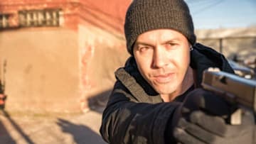 CHICAGO P.D. -- "Captive" Episode 512 -- Pictured: Jon Seda as Antonio Dawson -- (Photo by: Matt Dinerstein/NBC)
