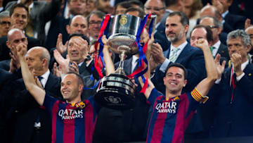 Andres Iniesta (L) and Xavi Hernandez of FC Barcelona (Photo by Alex Caparros/Getty Images)