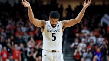 Cincinnati Bearcats guard David DeJulius reacts to the crowd during game against Temple Owls at Fifth Third Arena. USA Today.