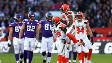 LONDON, ENGLAND - OCTOBER 29: Cleveland Browns celebrate during the NFL International Series match between Minnesota Vikings and Cleveland Browns at Twickenham Stadium on October 29, 2017 in London, England. (Photo by Naomi Baker/Getty Images)