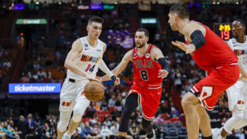Miami Heat guard Tyler Herro (14) dribbles the basketball ahead of Chicago Bulls guard Zach LaVine (8)( Sam Navarro-USA TODAY Sports)