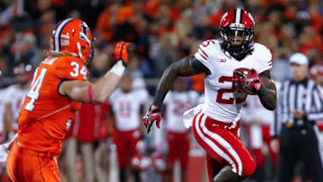 CHAMPAIGN, IL - OCTOBER 19: Melvin Gordon