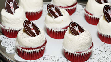 NEW YORK, NY - DECEMBER 18: A view of atmosphere at the Magnolia Bakery "Rockette Red Velvet" cupcake unveiling at Magnolia Bakery Rockefeller Center on December 18, 2013 in New York City. (Photo by Cindy Ord/Getty Images)