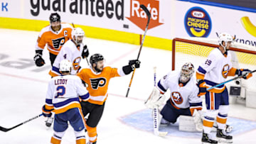 Scott Laughton, Philadelphia Flyers (Photo by Elsa/Getty Images)