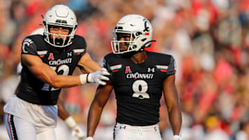 Cincinnati Bearcats wide receivers Alec Pierce and Michael Young against Murray State Racers at Nippert Stadium.