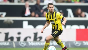 Borussia Dortmund defender Raphael Guerreiro open to joining Bayern Munich. (Photo by Christian Kaspar-Bartke/Getty Images)