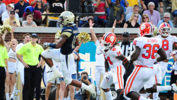ATLANTA, GA - SEPTEMBER 22: TaQuon Marshall #16 of the Georgia Tech Yellow Jackets carries the ball for a touchdown against the Clemson Tigers on September 22, 2018 in Atlanta, Georgia. (Photo by Scott Cunningham/Getty Images)