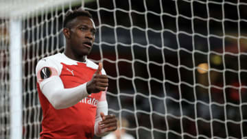 LONDON, ENGLAND - NOVEMBER 08: Danny Welbeck of Arsenal gives a thumbs up during the UEFA Europa League Group E match between Arsenal and Sporting CP at Emirates Stadium on November 8, 2018 in London, United Kingdom. (Photo by Marc Atkins/Getty Images)