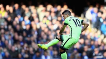 LONDON, ENGLAND - APRIL 16: Sergio Aguero of Manchester City scores the opening goal during the Barclays Premier League match between Chelsea and Manchester City at Stamford Bridge on April 16, 2016 in London, England. (Photo by Paul Gilham/Getty Images)