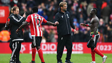 SOUTHAMPTON, ENGLAND - MARCH 20: Jurgen Klopp manager of Liverpool shakes hands with Victor Wanyama (12) and Sadio Mane of Southampton after the Barclays Premier League match between Southampton and Liverpool at St Mary's Stadium on March 20, 2016 in Southampton, United Kingdom. (Photo by Michael Steele/Getty Images)