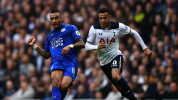 LONDON, ENGLAND - OCTOBER 29: Danny Simpson of Leicester City and Dele Alli of Tottenham Hotspur compete for the ball during the Premier League match between Tottenham Hotspur and Leicester City at White Hart Lane on October 29, 2016 in London, England. (Photo by Dan Mullan/Getty Images)