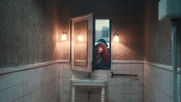Russian Doll. Natasha Lyonne as Nadia Vulvokov in episode 205 of Russian Doll. Cr. Courtesy of Netflix © 2022