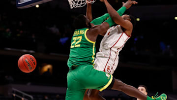 USC Trojans big Evan Mobley dunks the ball. (Photo by Jamie Squire/Getty Images)