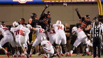 STILLWATER, OK - NOVEMBER 12: Place kicker Clayton Hatfield