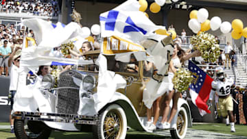 ATLANTA, GA - SEPTEMBER 23: The Ramblin' Wreck rides on the field prior to the game between the Georgia Tech Yellow Jackets and the Pittsburgh Panthers before the game at Bobby Dodd Stadium on September 23, 2017 in Atlanta, Georgia. (Photo by Mike Zarrilli/Getty Images)