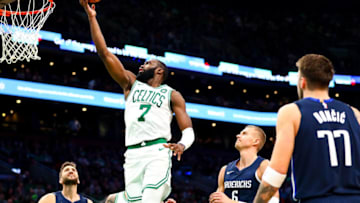 BOSTON, MA - NOVEMBER 11: Jaylen Brown #7 of the Boston Celtics drives to the basket in the third quarter against the Dallas Mavericks at TD Garden on November 11, 2019 in Boston, Massachusetts. NOTE TO USER: User expressly acknowledges and agrees that, by downloading and or using this photograph, User is consenting to the terms and conditions of the Getty Images License Agreement. (Photo by Adam Glanzman/Getty Images)
